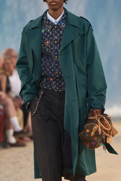 Look 65